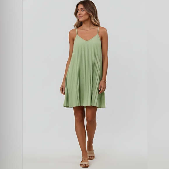 Dresses & Skirts - Pleated Spaghetti Strap Mini Dress Green